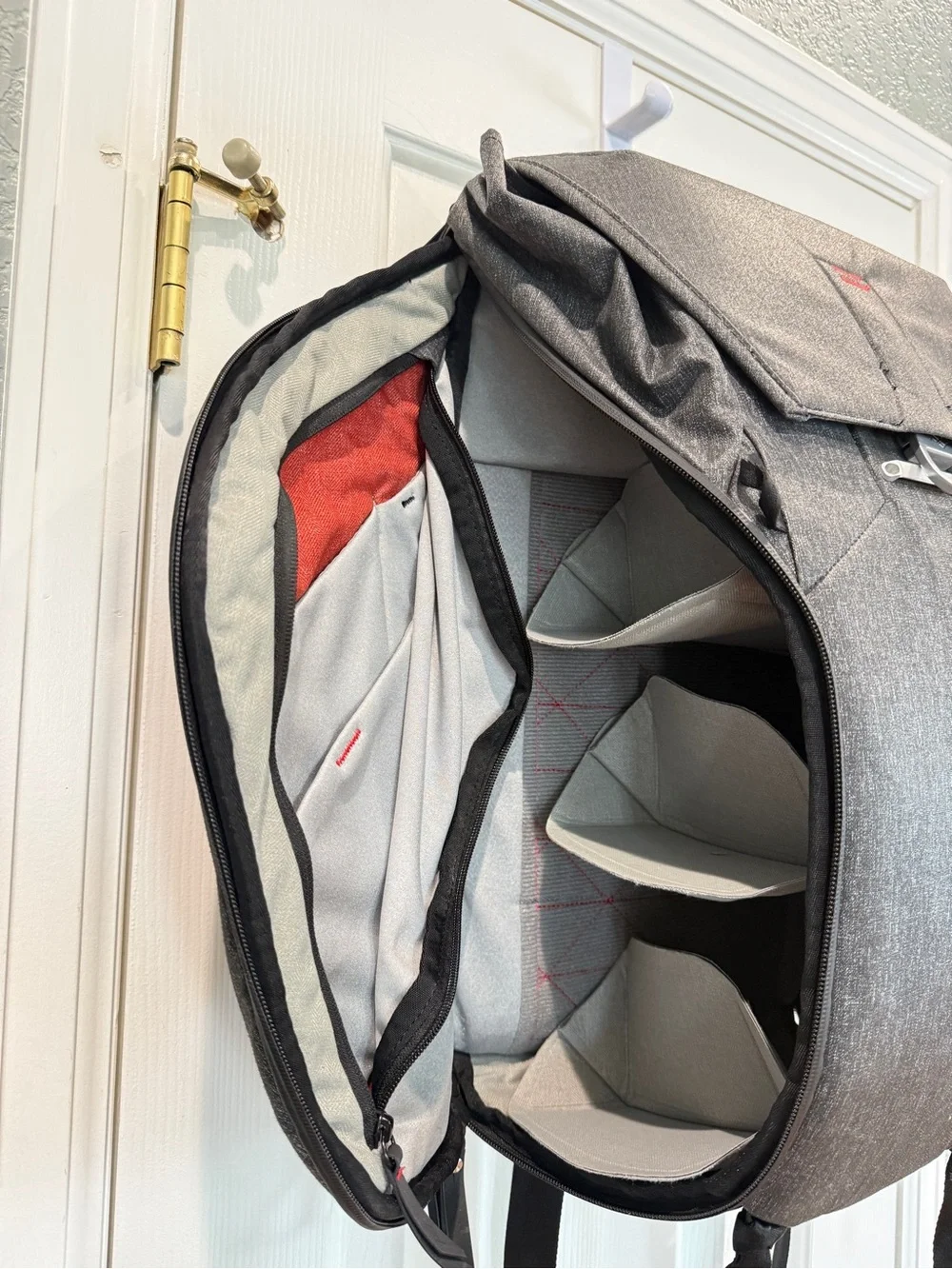 Gray Everyday Backpack - Peak Design 30L
